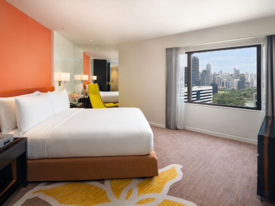 Crowne Plaza Bangkok Lumpini Park Room Type - 1 King Junior Suite Lumpini View