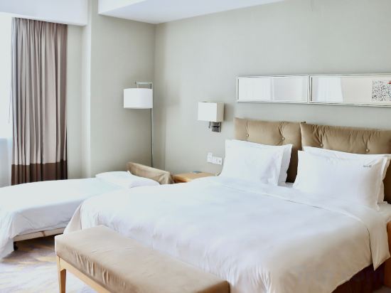 Holiday Inn BEIJING DESHENGMEN - Tap to explore photos
