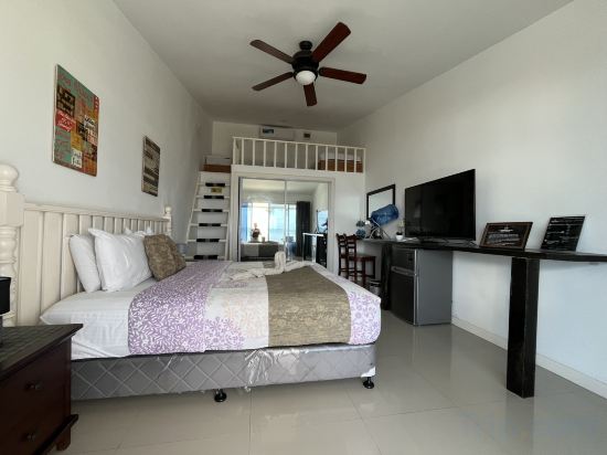The Beachhouse Room Type - Executive Suite