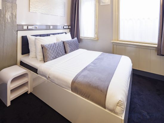 Hotel CC Room Type - Small Double Room