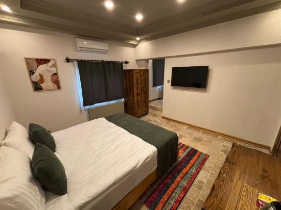 Grand Elite Cave Suites Room Type - Triple Room