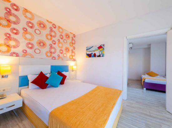 Ramada Resort by Wyndham Side - Tap to explore photos
