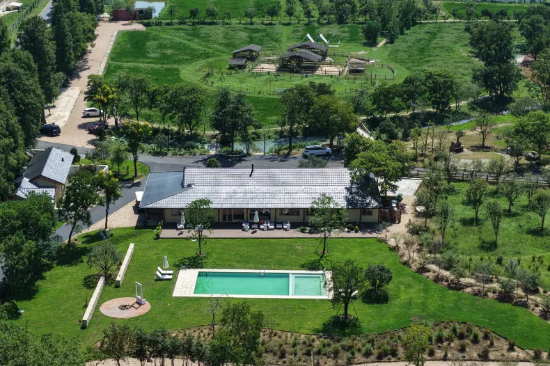 YAOJIA STRAW FARM RESORT ANJI