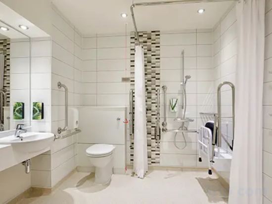 Premier Inn London Waterloo - Lambeth Road - Tap to explore photos