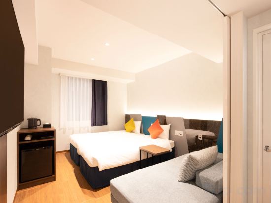Karaksa Hotel Colors Tokyo Yaesu Room Type - Superior Twin