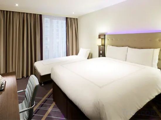 Premier Inn Frankfurt Westend - Tap to explore photos