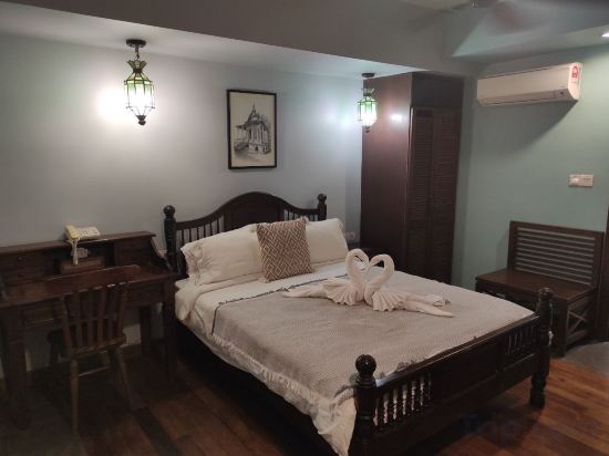 Anggun Boutique Hotel Room Type - Deluxe Room