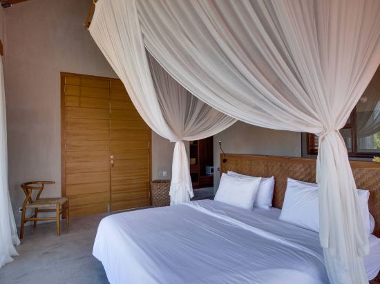 ZIN Berawa Villas & Bungalows Room Type - Executive Room With Bathub