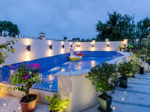 Floral Hotel · Shanghai Pudong New Area Mingyu Pavilion Theme Hotel