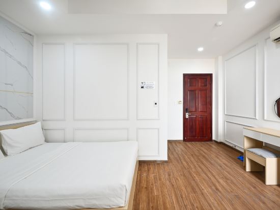 Sunrise Airport Hotel Room Type - Deluxe Twin Room
