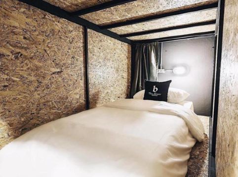 The Bloom Hostel Room Type - Bed in 8-Bed Female Dormitory Room