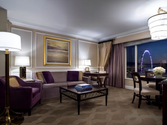 The Palazzo Prestige Club Lounge - Tap to explore photos