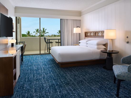 OUTRIGGER Kona Resort & Spa Room Type - King Room with Club Ocean View