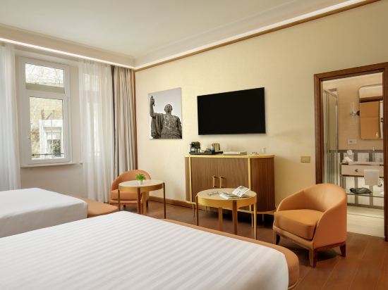 Hotel Imperiale by OMNIA hotels Room Type - Deluxe Queen Room