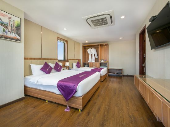 Lavender Riverside Hotel Room Type - Superior Double City View