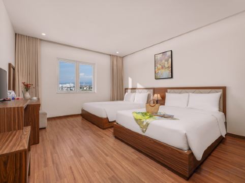 De Lamour Hotel Room Type - FAMILY ROOM DELUXE CITY VIEW