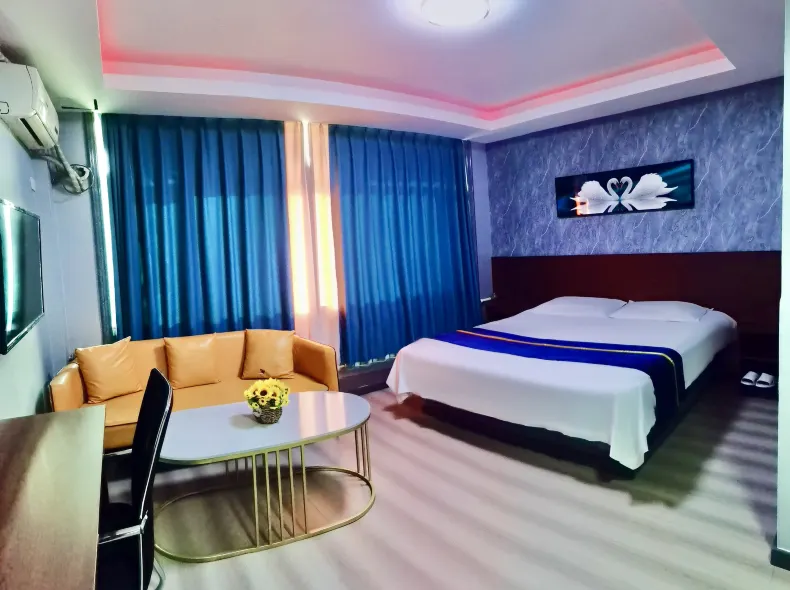 Youyou Express Hotel (Harbin Harshangda Branch)