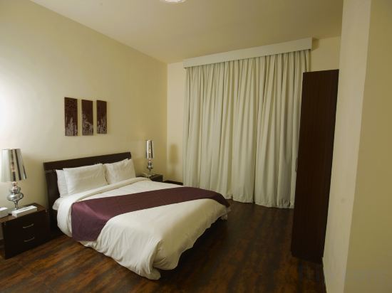 Al Manzil Hotel Bahrain - Tap to explore photos