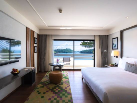 The Nai Harn, Phuket - Tap to explore photos