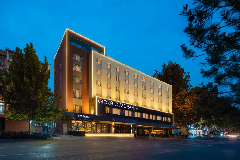 The GiorgioMorandi Hotels F (Shandong International Convention and Exhibition Center Store)