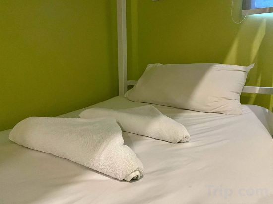 GN Luxury Hostel Room Type - Exclusive Room with Bunk Bed