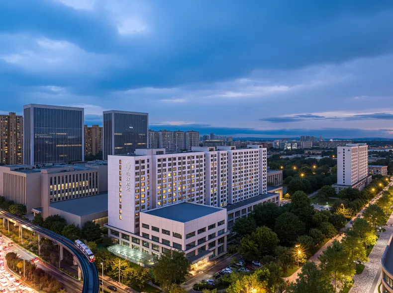 Yizhi Hotel (Xi'an Semiconductor Industrial Park Huawei Research Institute Branch)