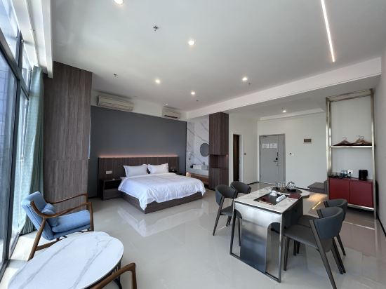Golden Bridge Business Hotel Room Type - President River View Single Room