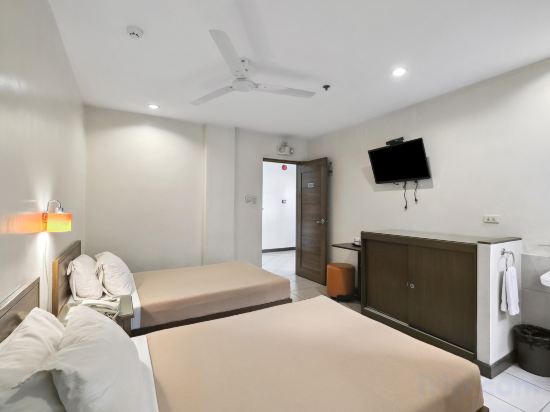 Governor Forbes Inn Room Type - Quadruple Room