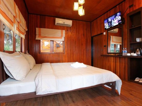The Cobble Beach Room Type - Bungalow with Sea View The Cobble Beach Room Type - Bungalow with Sea View