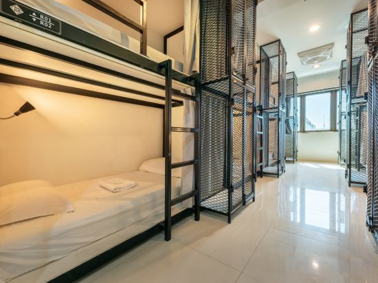 Sloth Hostel Don Mueang Room Type - Bed In Bed In 12 Bed Female Dormitory (Female Only)