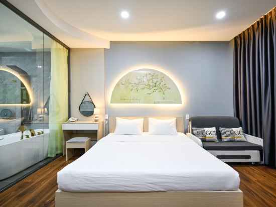 Sunrise Airport Hotel Room Type - Suite
