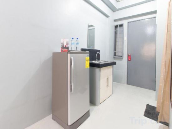 RedDoorz @ Sunfields Lipa Batangas - Tap to explore photos