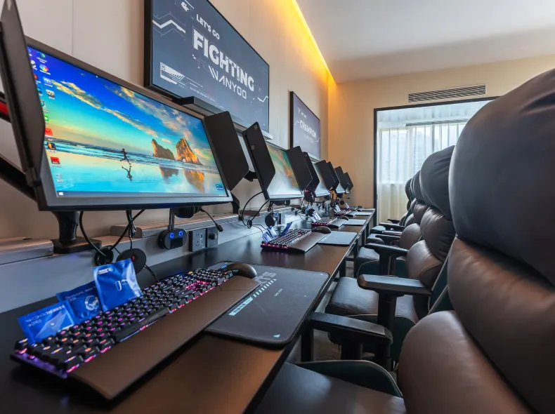 Netfish E-Sports Hotel (Guangzhou East Railway Station Tianhe Sports Center Branch)