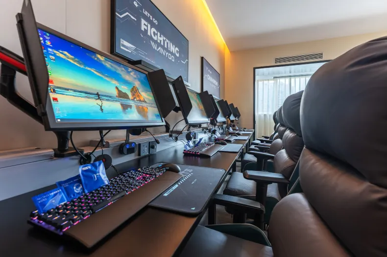 Netfish E-Sports Hotel (Guangzhou East Railway Station Tianhe Sports Center Branch)