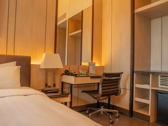 Noah's Ark Hotel & Resort Room Type - Deluxe Double Bed Room