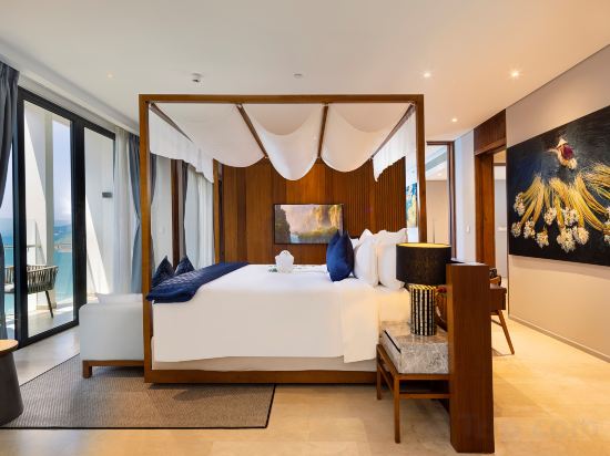Anya Premier Beachfront Hotel Quy Nhon Room Type - Premier Executive Suite