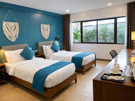 Hudor Resort - Bauang, La Union Room Type - Superior Room