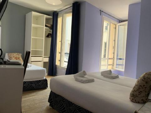 Hotel Apollo Opera Room Type - Triple Room
