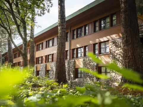 Disney Sequoia Lodge