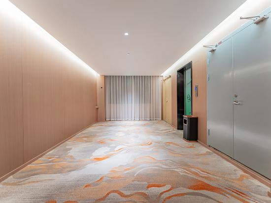 Others 5, Freedom Hotel (Yichang Binjiang Wanda Tourist Center), Yichang