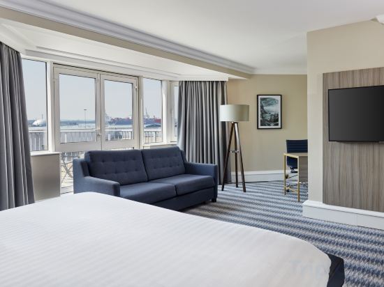 Leonardo Royal Hotel Southampton Grand Harbour Room Type - Superior Double with View