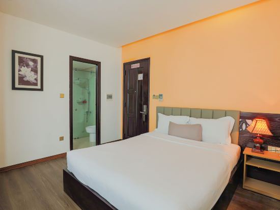Dylan Hotel Danang - Tap to explore photos