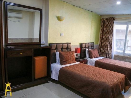 Amman Palace Hostel - Tap to explore photos