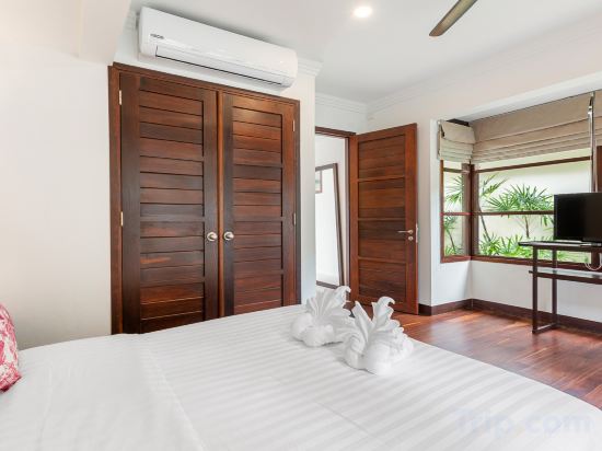 Aqua Vista 28: 3BR Thai Style Villa