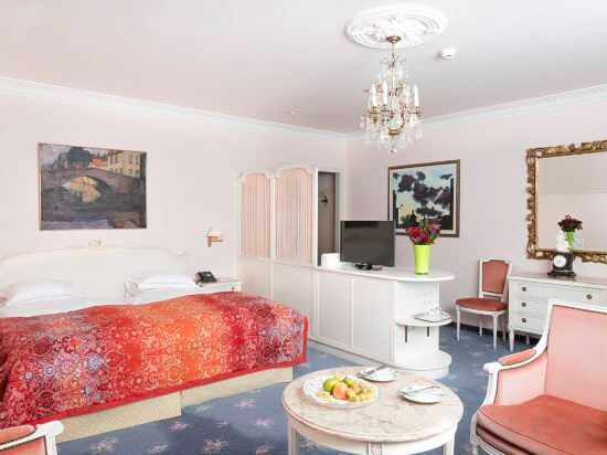 Hotel Victoria Glion Room Type - Junior Suite with Lake View