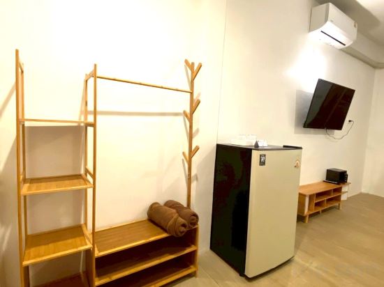 U Box Hostel Room Type - Private Twin Room