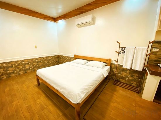 Super diving and tinas reef divers Room Type - Queen Room13B