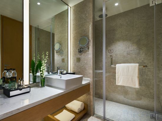 The QUBE Hotel Shanghai Sanjiagang - Tap to explore photos