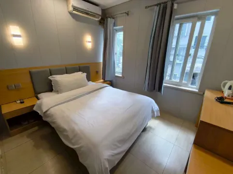 Kaiman Hotel (Shanghai Caohejing Caobao Road)