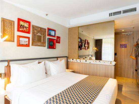 Episode Kuta Bali Room Type - Executive Pool View King Episode Kuta Bali Room Type - Executive Pool View King